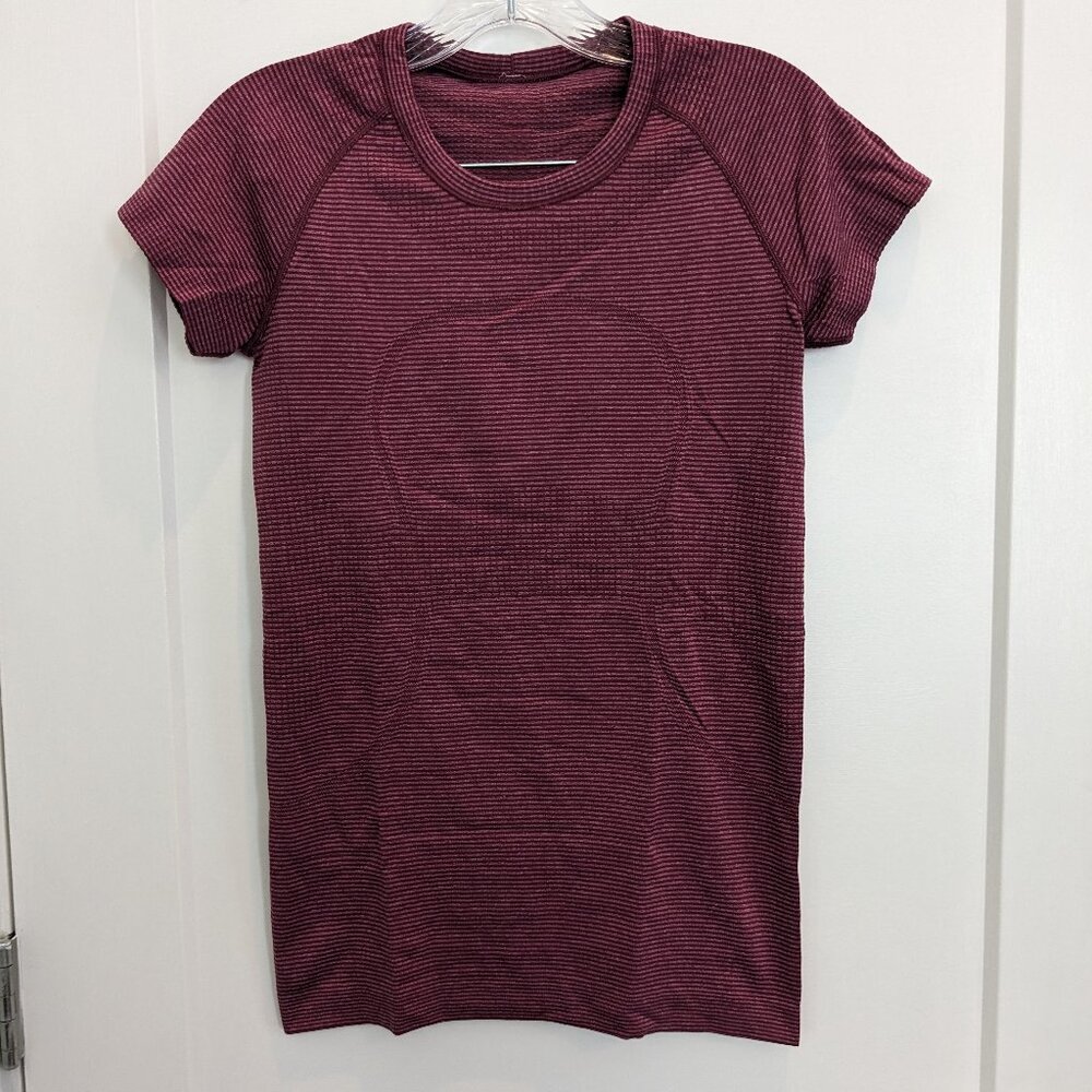 lululemon athletica Burgundy Short Sleeve Tee